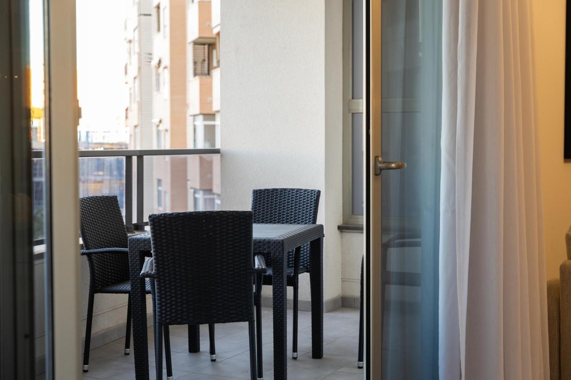 Guillman Suites アリカンテ エクステリア 写真